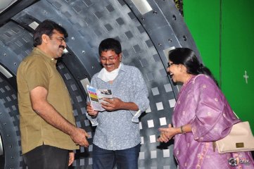 Aatadukundam Raa Movie Press Meet